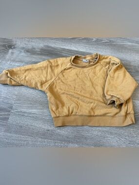 Zara Mustard Yellow Crewneck Sweatshirt